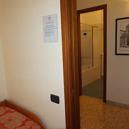 Piazza 300mila Отель типа 