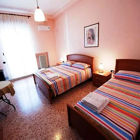 Piazza 300mila