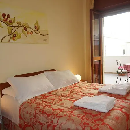 Piazza 300mila 5* Λέτσε